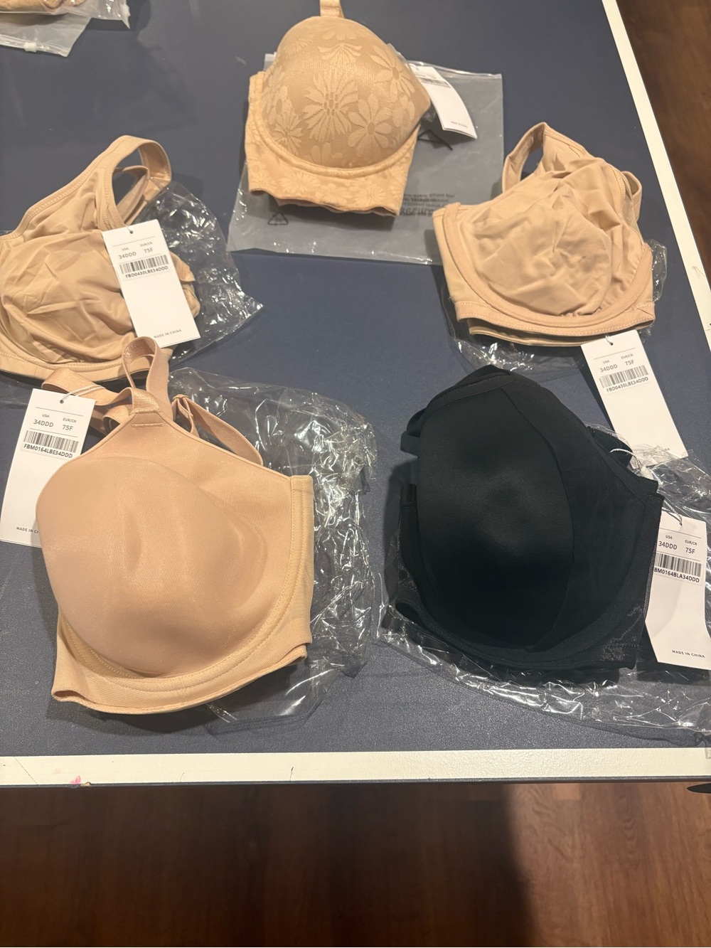Five new HSIA 34DDD bras indifferent different styles